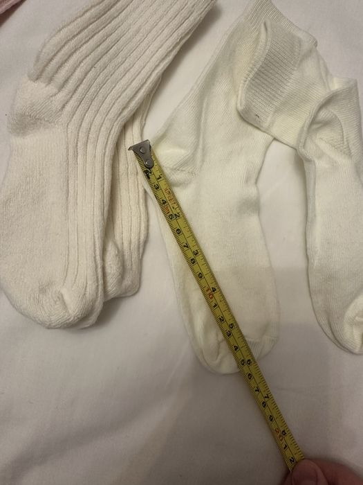 Продам шкарпетки на дівчинку нові