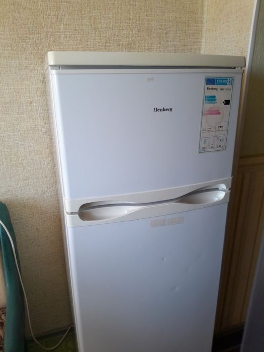 Продам холодильник