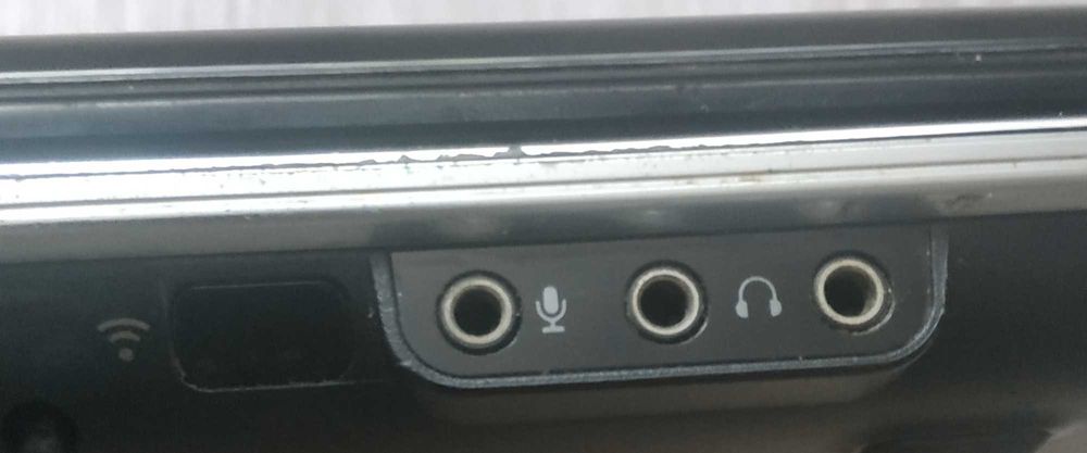 Ноутбук HP Pavilion dv6-2117er (WH572EA) з ОС Linux