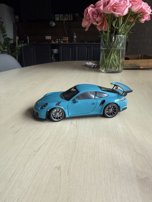 автомобільна модель