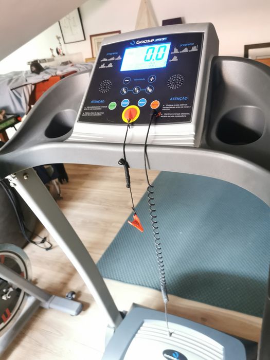 Treadmill displays an error above 6 km/h