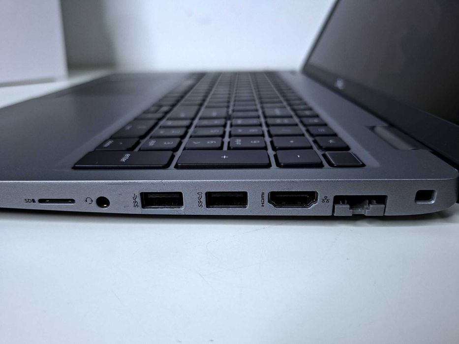 Laptop Dell Latitude 5520 i5-1145G7 16 GB 256 GB SSD 15,6" IPS matowy