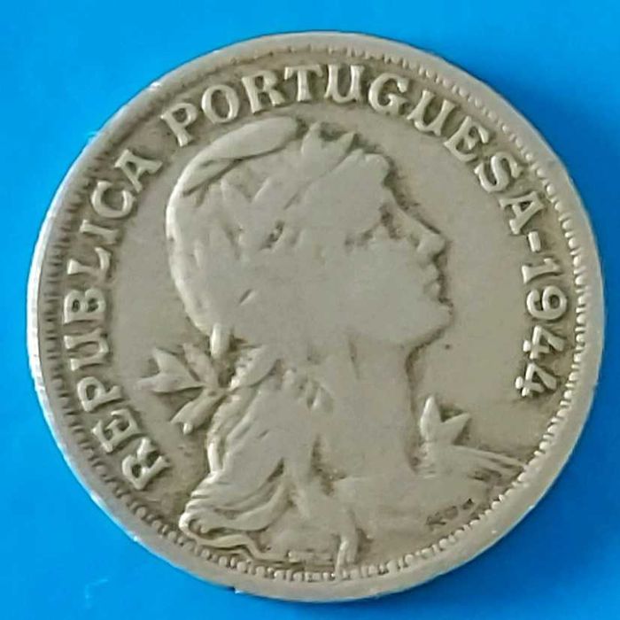 1944 50-Centavo Coin, Portuguese Republic