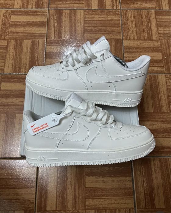 Кроссовки  nike air force white ЧИТАТИ ОПИС