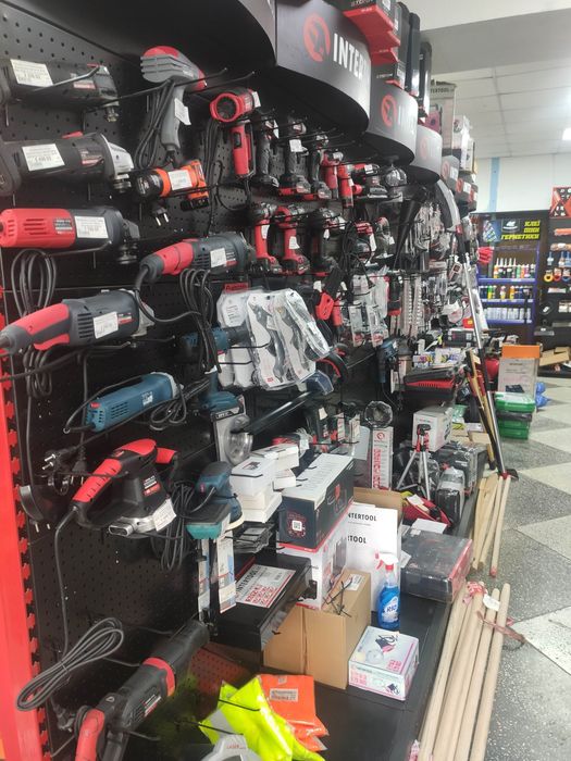 Бізнес в центрі Міжгір'я