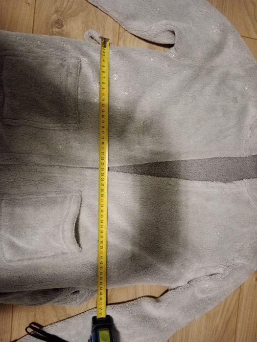 Szlafrok dzewczęcy. Rozmiar 146