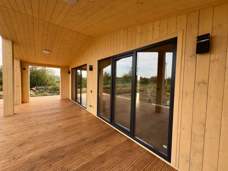 Каркасний будинок 52 м2 з терасою. Фундамент та меблі під ключ