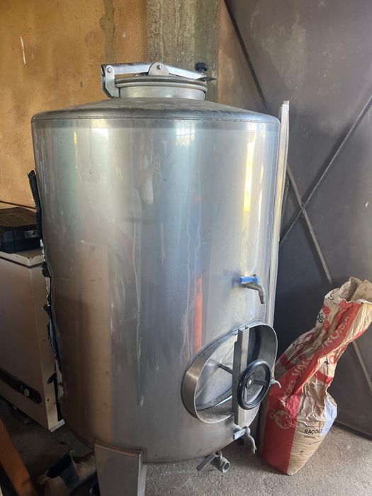 2 cubas de inox para vinho