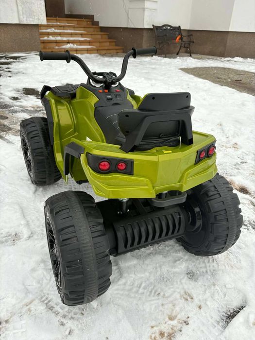ATV Zielony quad elektryczny dla dziecka na akumulator 12V EVA