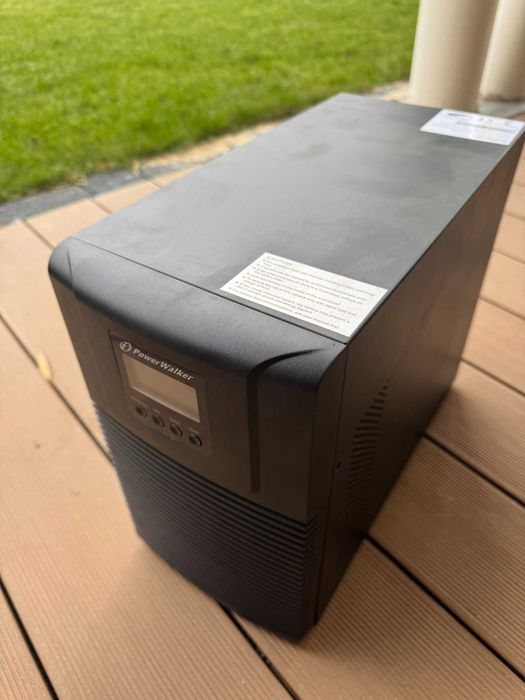 UPS PowerWalker VFI 3000 TGB uszkodzony inwerter lub filtr wejściowy