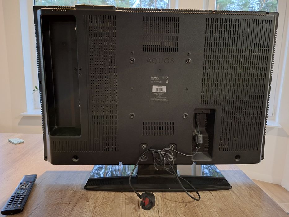 Telewizor SHARP AQUOS 37" Full HD (Model: LC-37XD1E) | Made in Japan