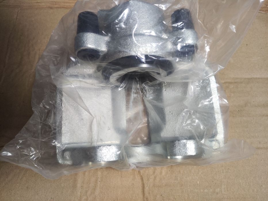 ПродамСуппорт тормозной передний левый