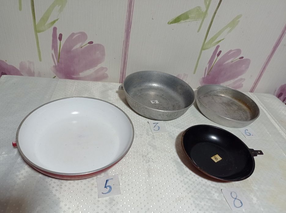 Кухонне приладдя.Форма.Деко.Друшляк.Підставка.