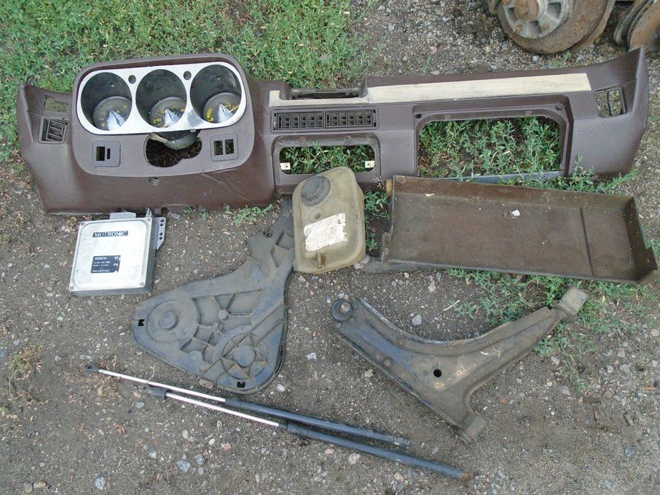 Porshe 944,мотор 2.5литра.