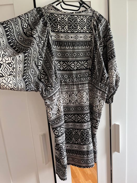 Lekka letnia sukienka H&M