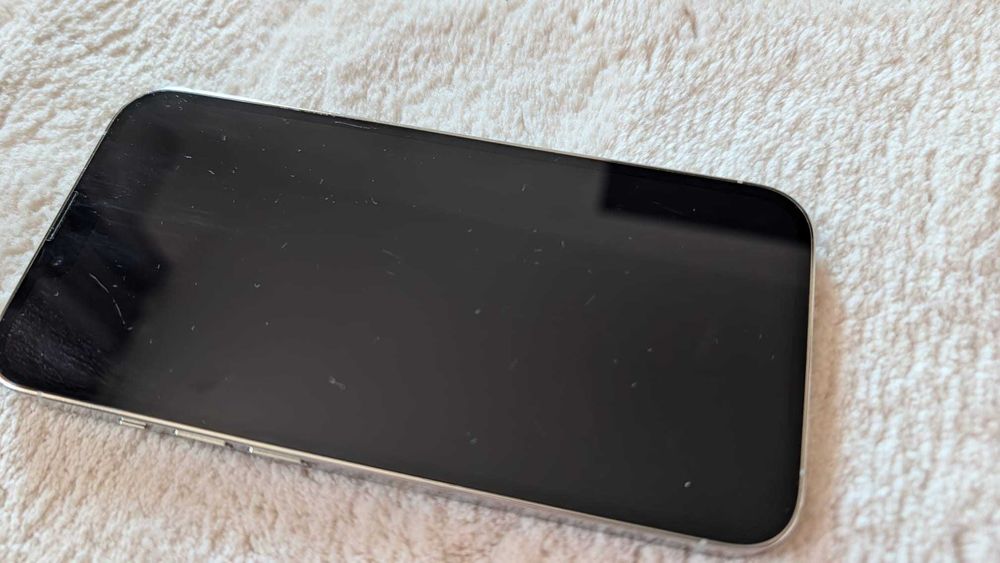 iPhone 13 Pro 128 GB Silver | Face ID | Bez SIMLOCK | Etui Rhode