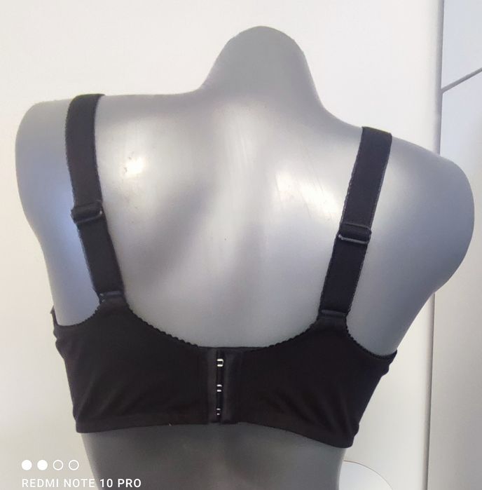 Biustonosz Triumph Cotton Beauty N rozm.100C     0554