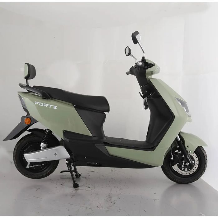 Скутер акумуляторний FORTE T3