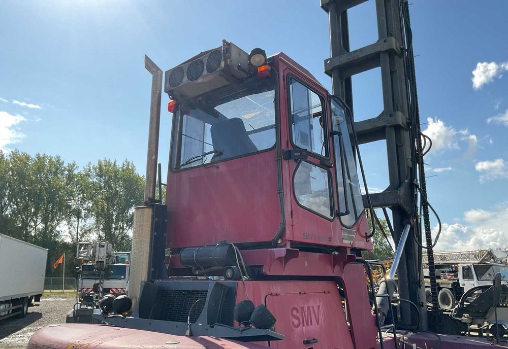 wózek widłowy kontenerowy przeładunkowy Konecranes 10 T kontenery