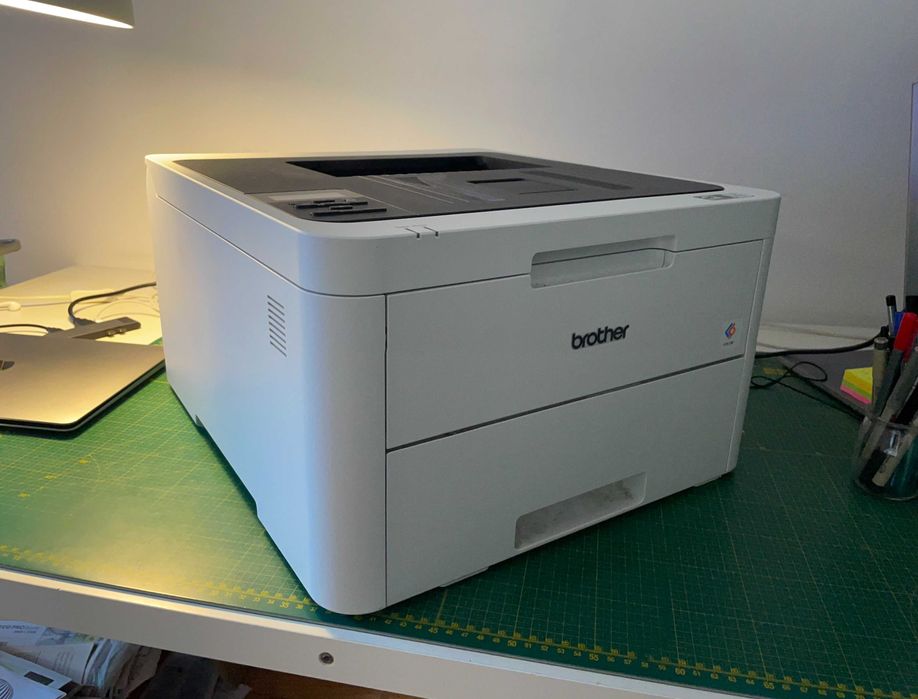 Impressora BROTHER HL-L3210CW (Laser Cores - Wi-Fi)