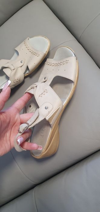 Sandaly Sarapata ze skory naturalnej 40