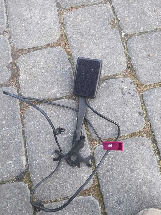 Zapinka pasa prawy przód Ford Mondeo MK4