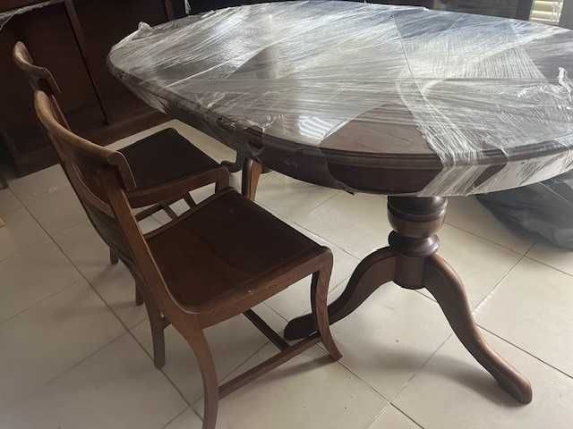 mesa de sala de jantar e 6 cadeira