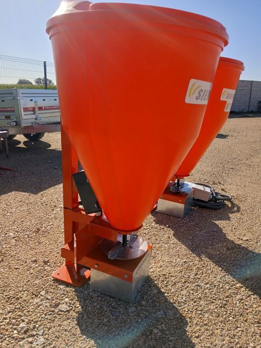 Piaskarko-Solarka Posypywarka SIEWMET 12v