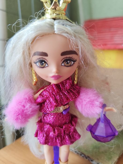 Barbie extra mini