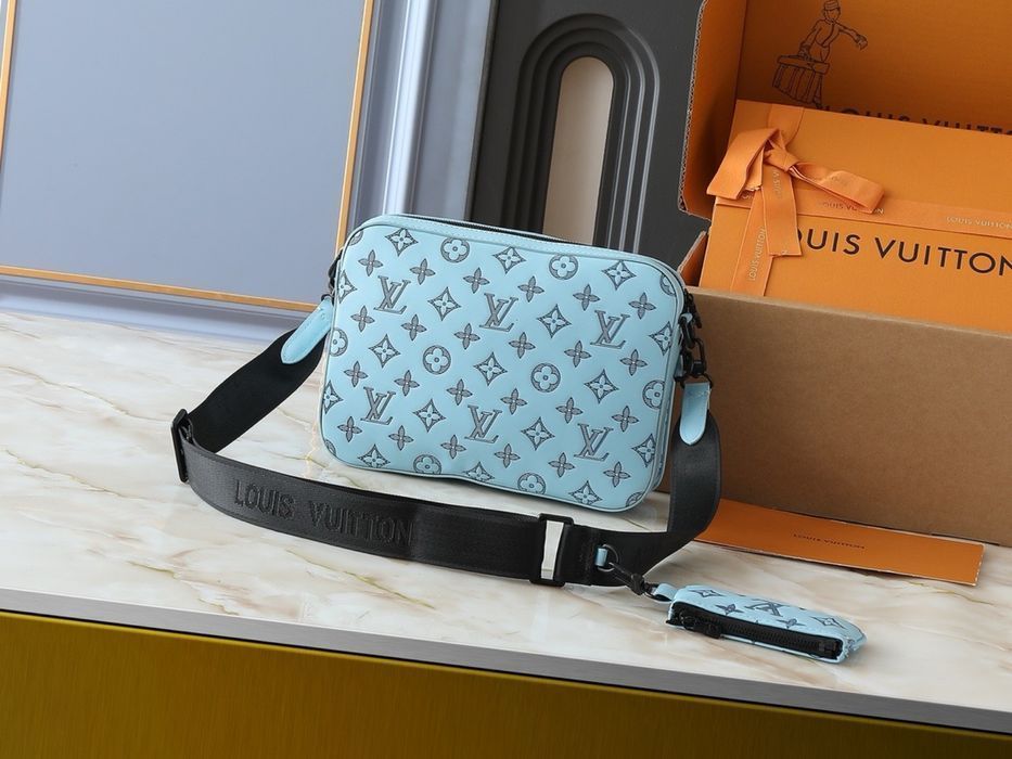 Louis Vuitton trio messenger 3v1 сумка голубая мужская кожаная