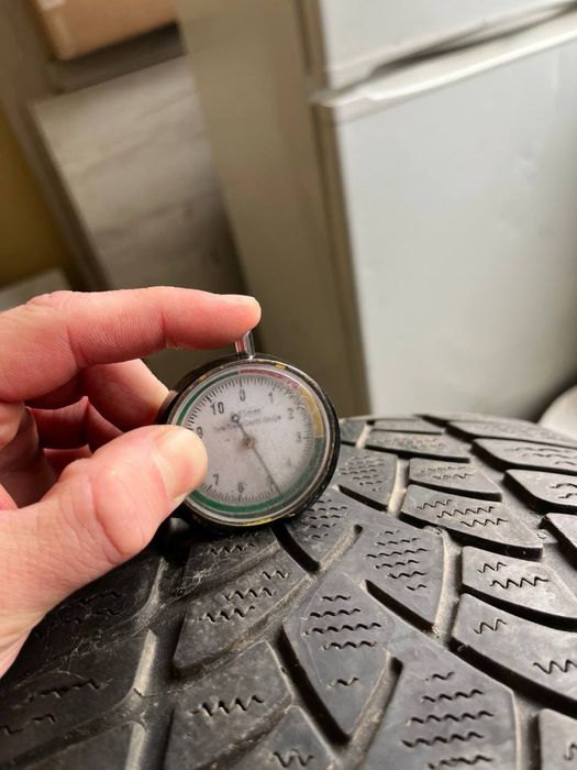 Резина 235/40R18  Dunlop Winter Sport 3D MO пара зима Z18-268