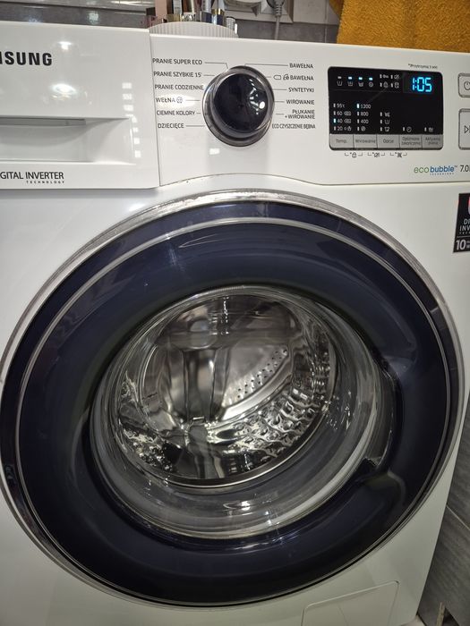 Sprzedam pralkę Samsung.
