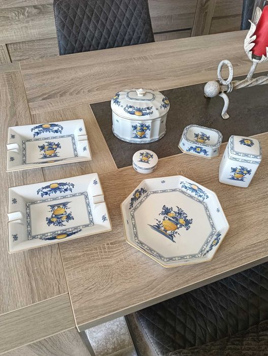 Conjunto de peças Vista Alegre