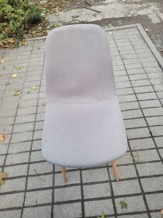 Krzesła do salonu