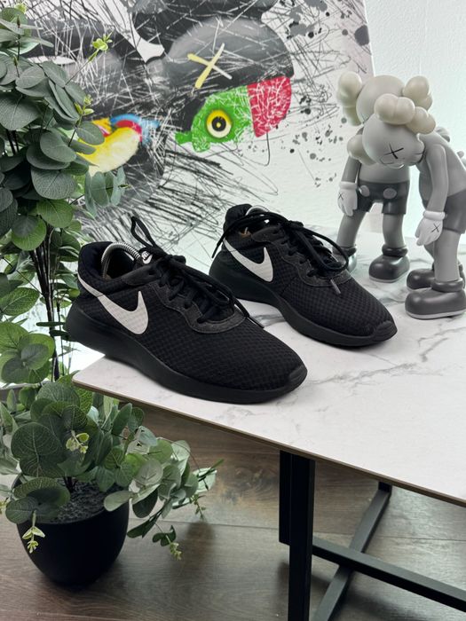 Кросівки Nike Tanjun 42 розмір Е6729