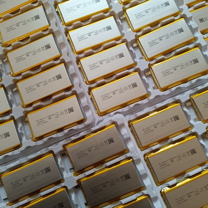 Литий-полімерний акумулятор для заміни в повербанк, 10000 мАх 3.7V