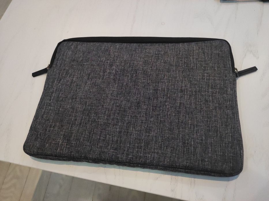 Pokrowiec na 12" laptop
