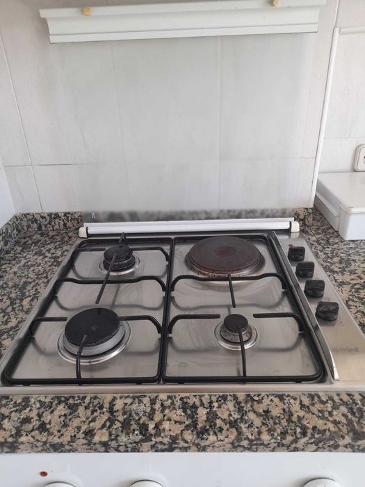 Forno electrico e placa a gás