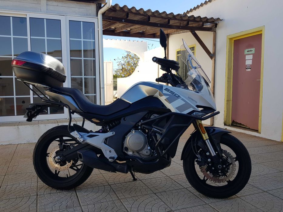 CF moto 650MT como nova