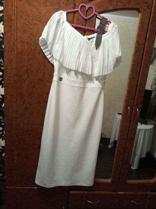 Святкова неймовірна сукня