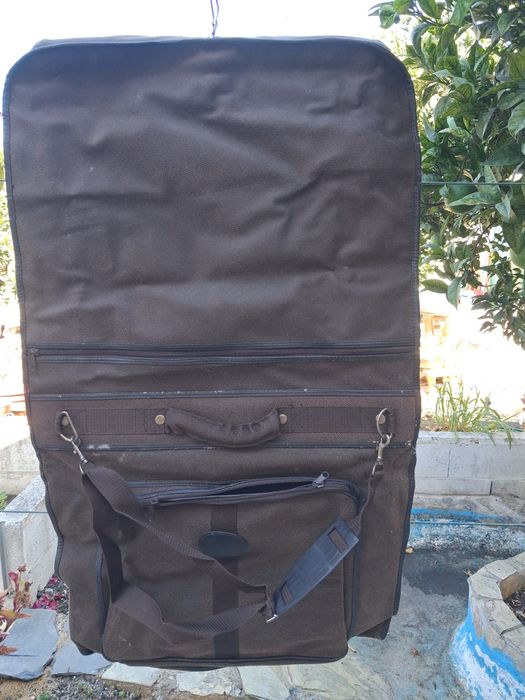 Porta fatos antigo