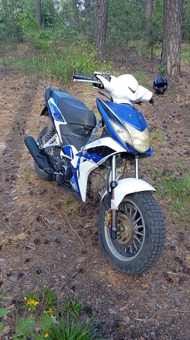 Продам  мотоцикл spark125 c-4wq