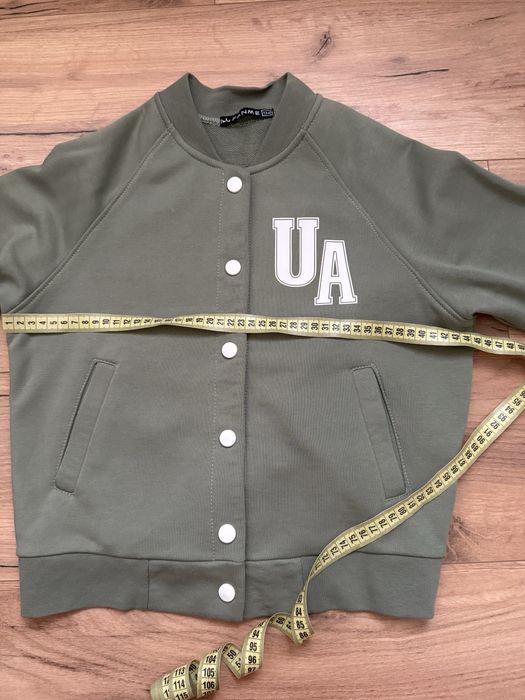 Повсякденний костюм, шкільний костюм, спортивний костюм