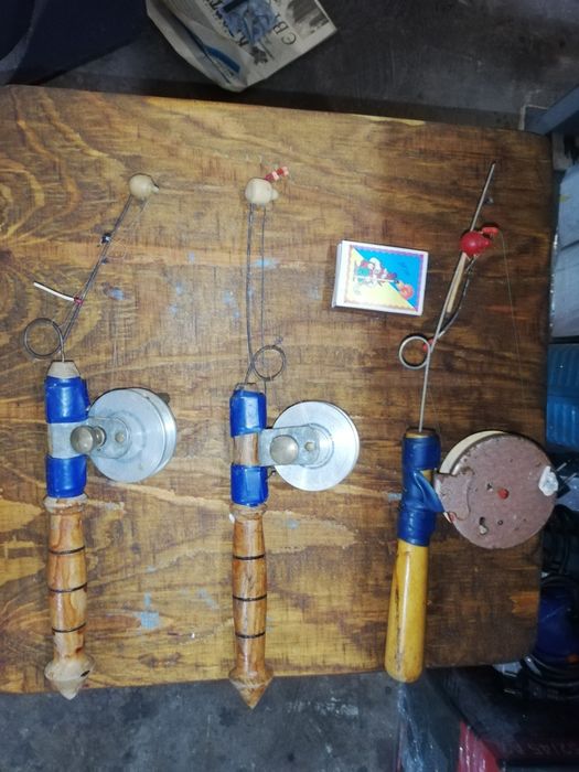 Ледоруб и пешня, все для зимней рыбалки