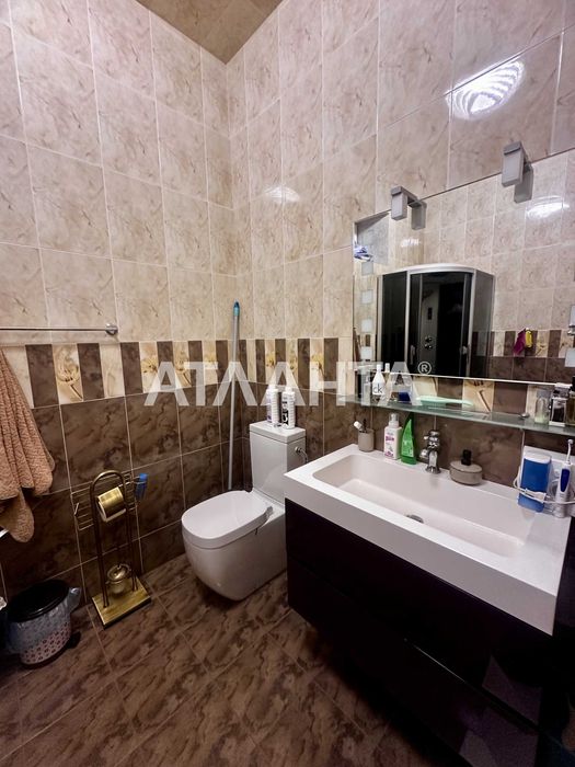 Дом Капитальный. Лиски.10 соток.293м.кв.35кухня.285тыс$