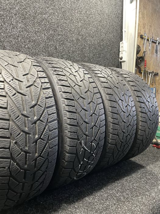Sebring 235/55R18 SUV Snow