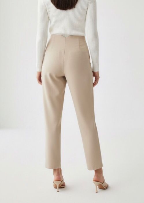 Класичні брюки Zara