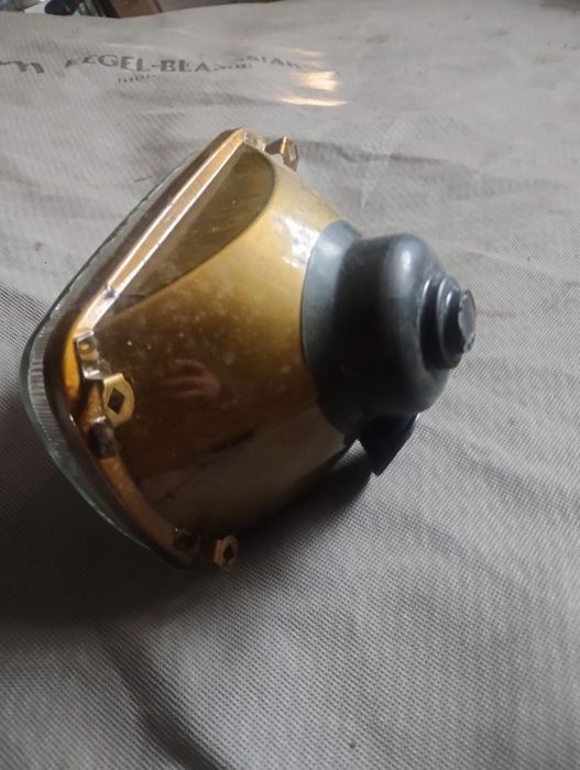 Reflektor lampy   przednie Fiat 126p