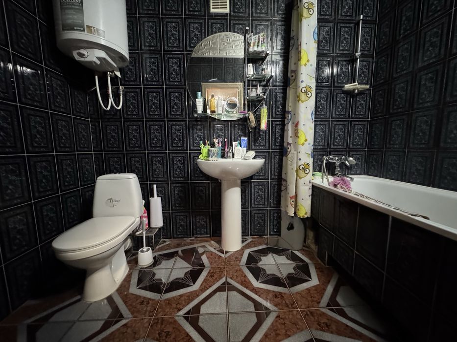 Продаж унікальної дворівневої 5-ти кімнатної квартири р-н Митниця