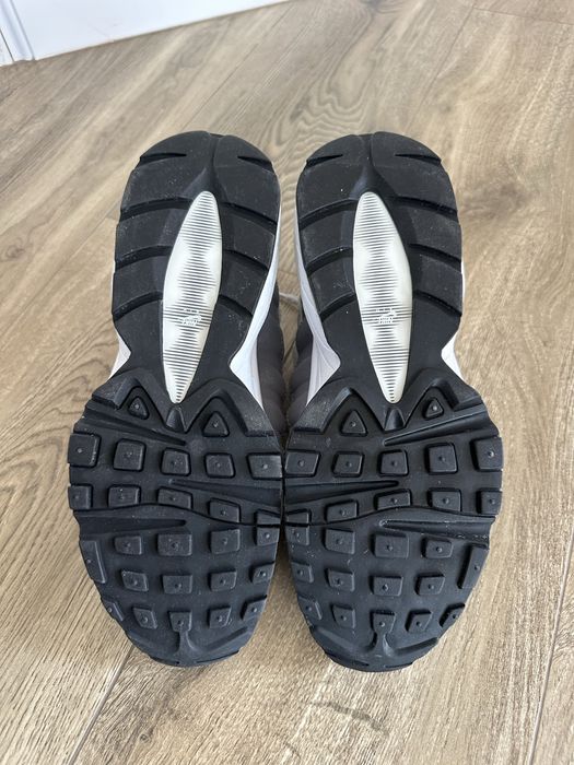 Nike Air Max 95 розмір 38